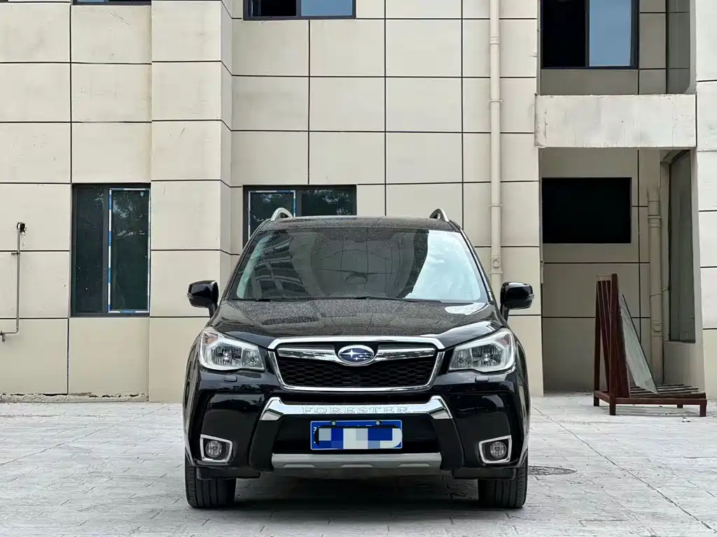 Subaru Forester 2016 — фото 2