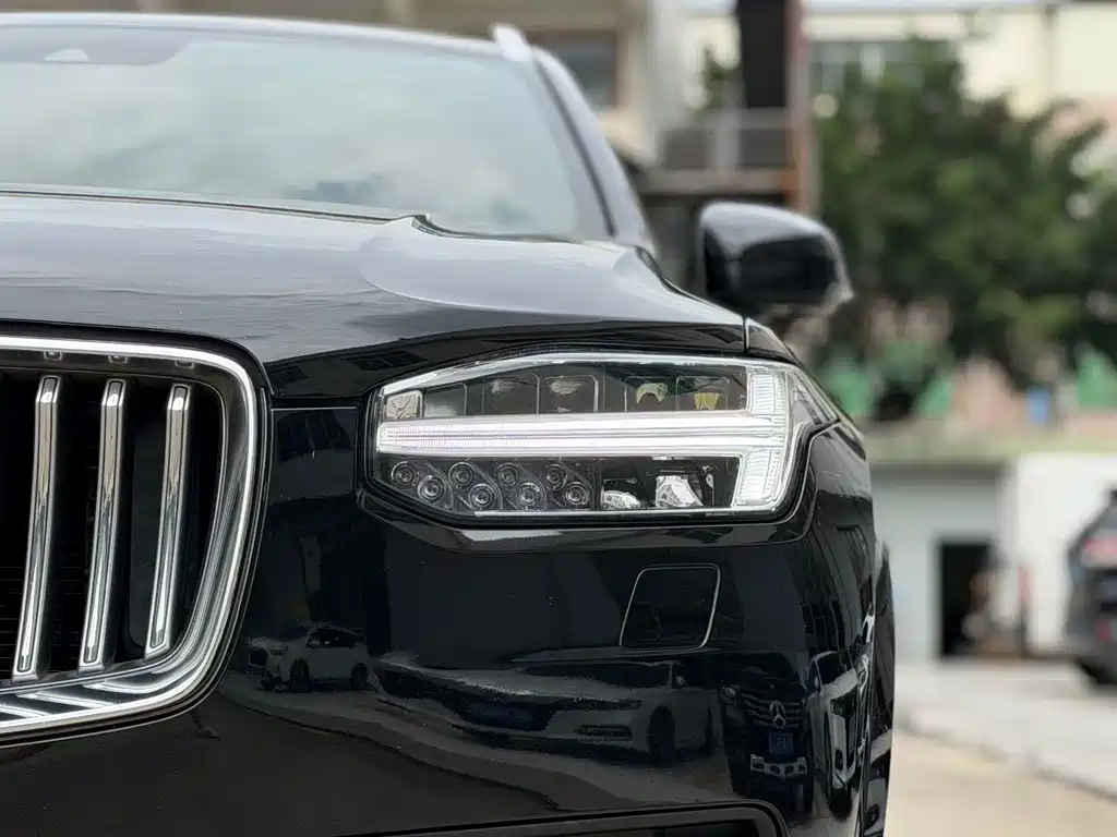 Volvo XC90 2021 — фото 10