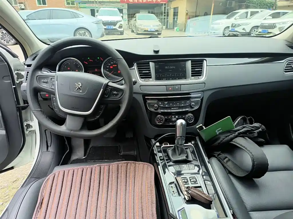 Peugeot 508 2016 — фото 10