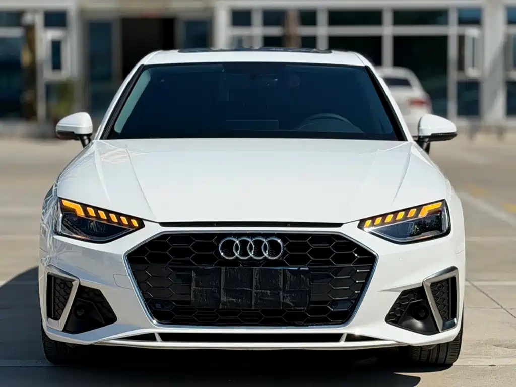 Audi A4L 2021