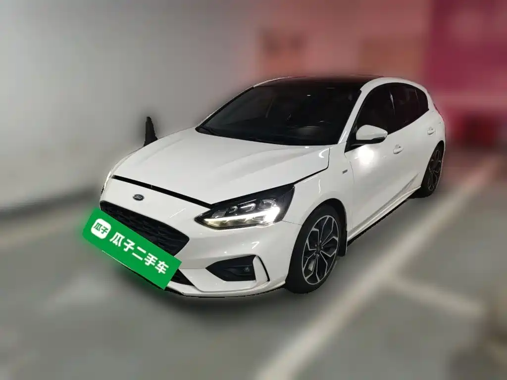 Ford Focus 2021 — фото 2