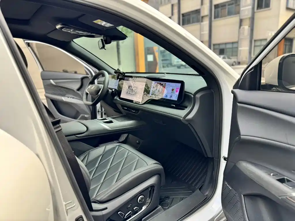 Changan CS75 PLUS 2025 — фото 16