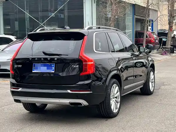 Volvo XC90 2017