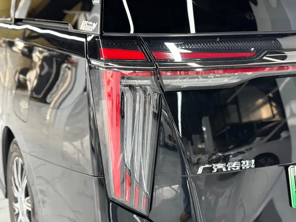 GAC Motor Trumpchi E9 2024 — фото 29