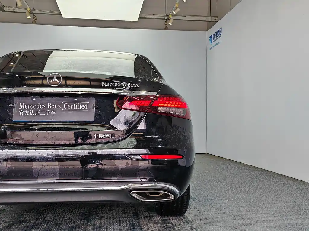 Mercedes-Benz E-Class 2023 — фото 20