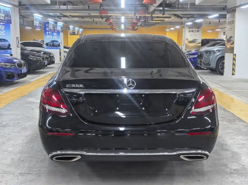 Mercedes-Benz E-Class 2020 — фото 11