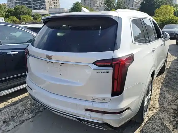 Cadillac XT6 2021