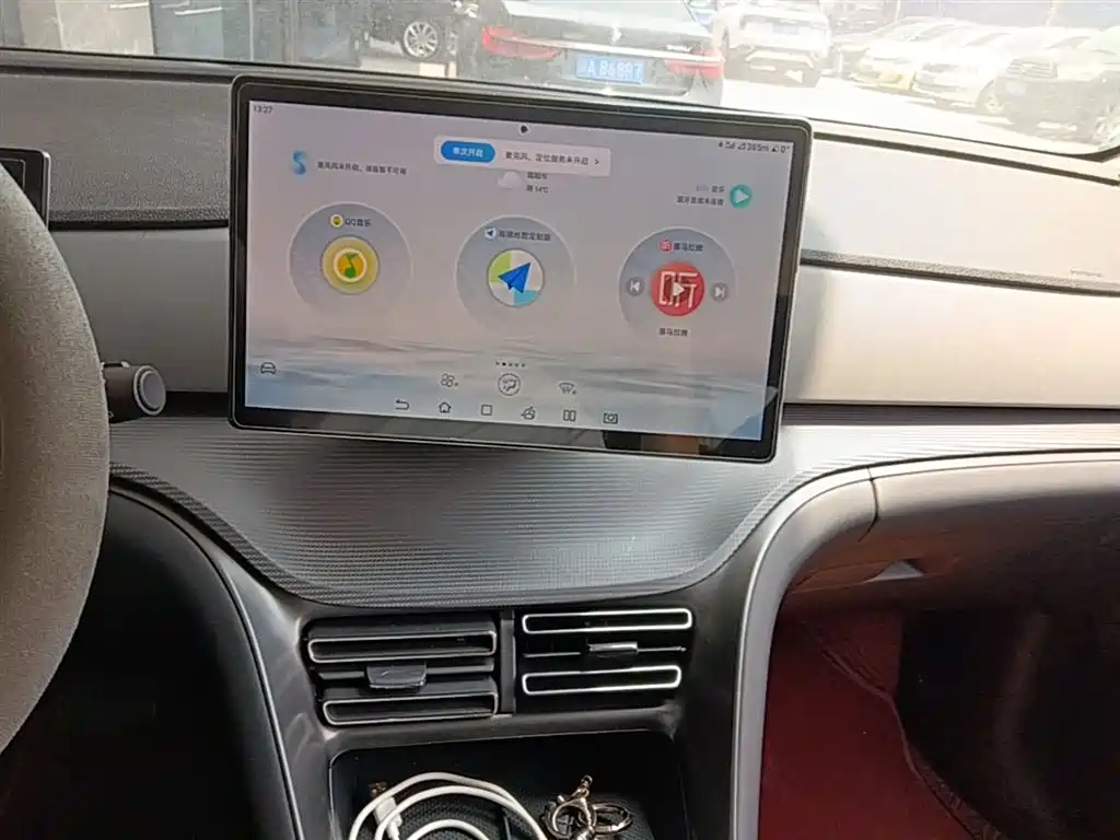 BYD Seal 05 DM-i 2024 — фото 13