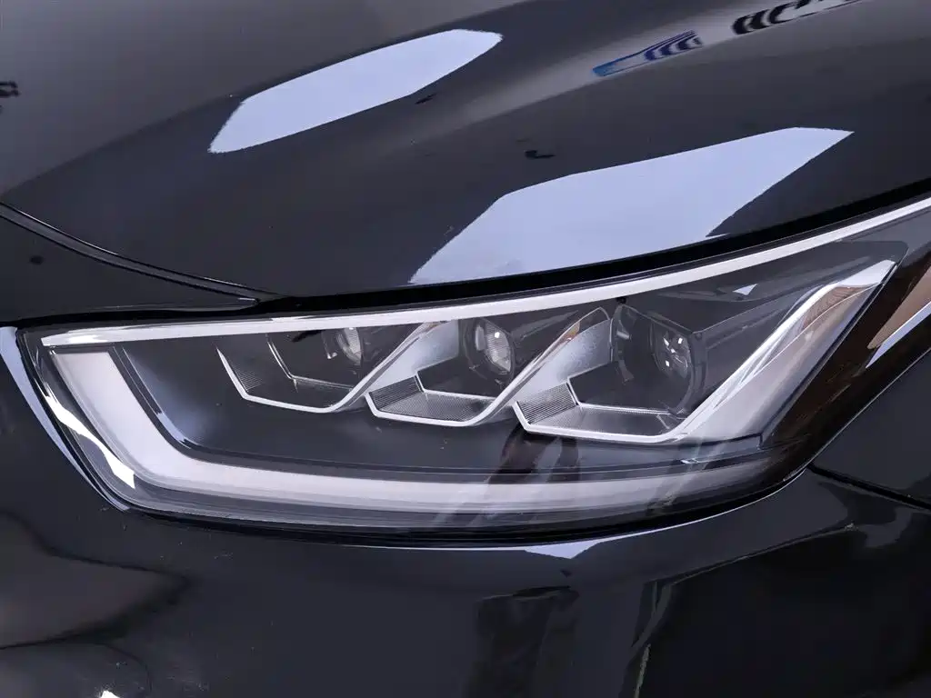 Toyota Crown Kluger 2022