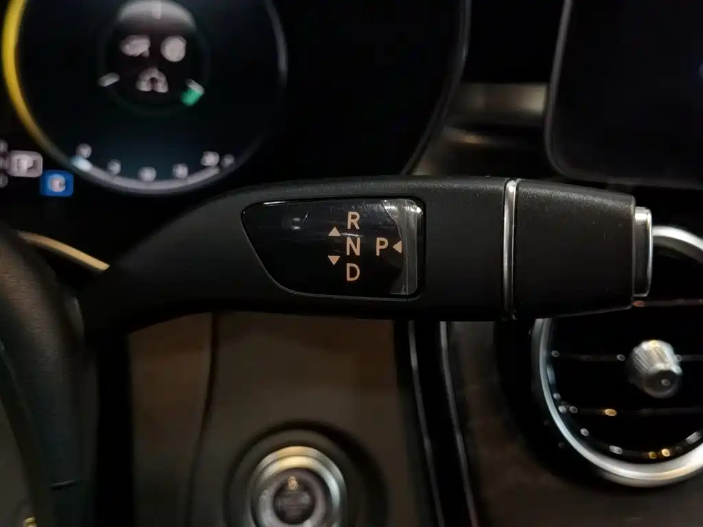 Mercedes-Benz C-Class 2020 — фото 13