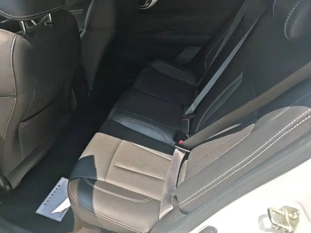 Geely Vision X3 2020 — фото 17