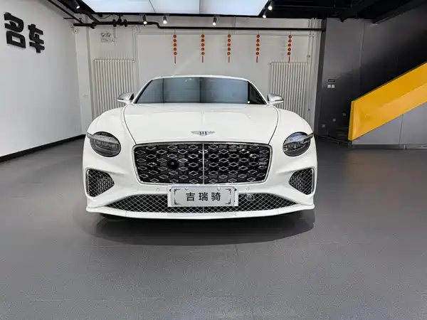 Bentley Continental Plug-In Hybrid 2025