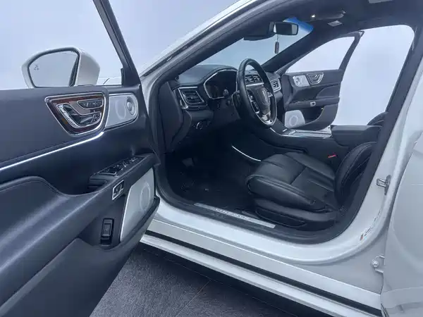 Lincoln Continental 2018