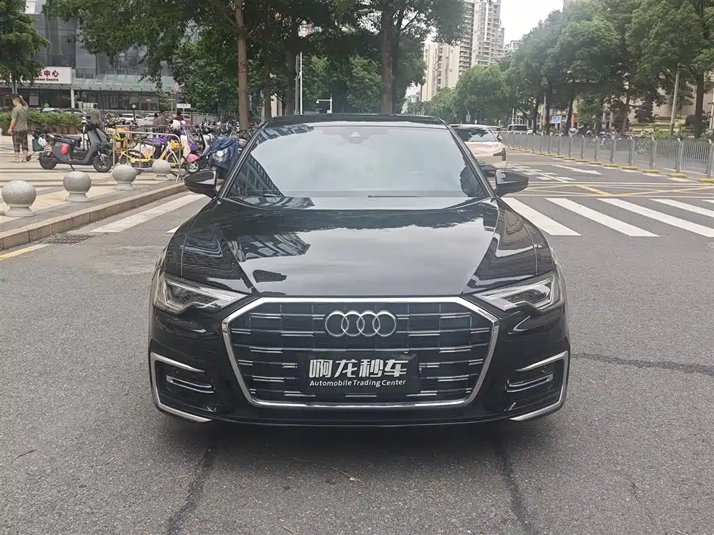 Audi A6L 2025