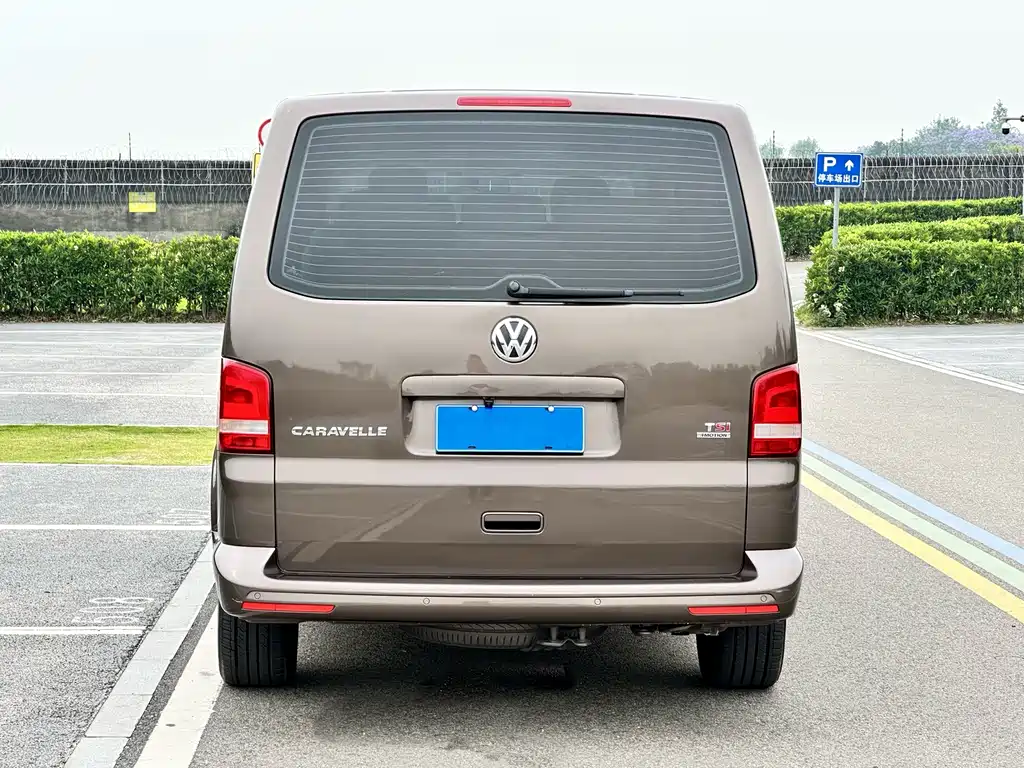 Volkswagen Caravelle 2015 — фото 5