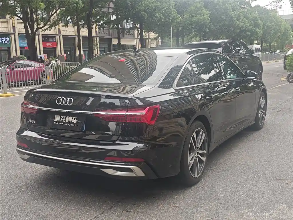 Audi A6L 2025