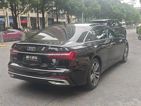 Audi A6L 2025