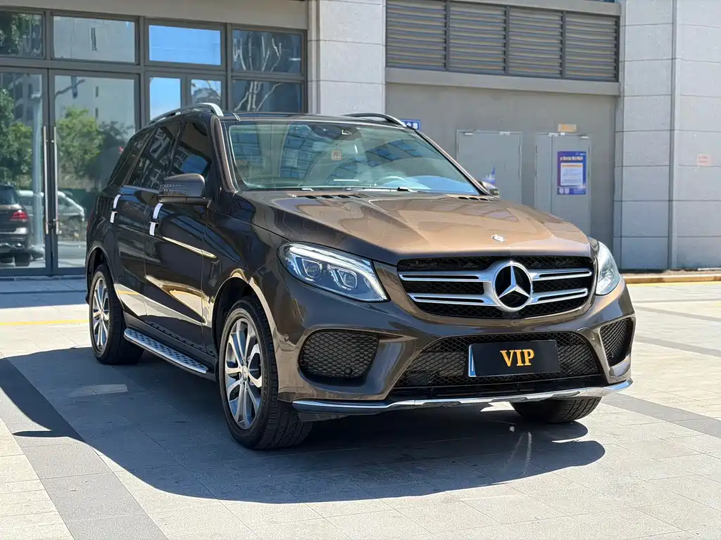 Mercedes-Benz GLE 2016 — фото 2