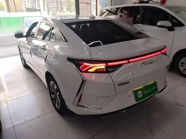 Dongfeng Yixuan 2021