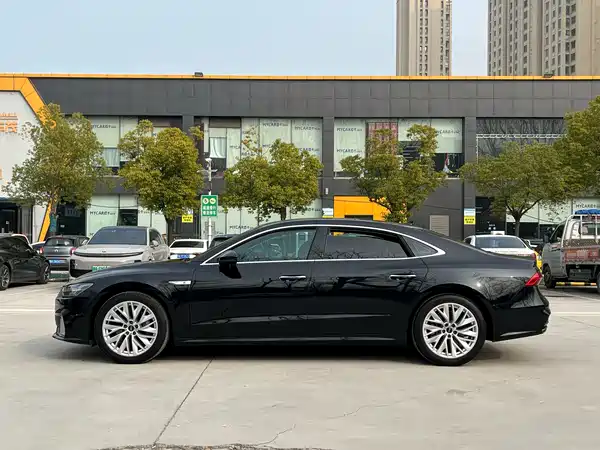 Audi A7L 2024
