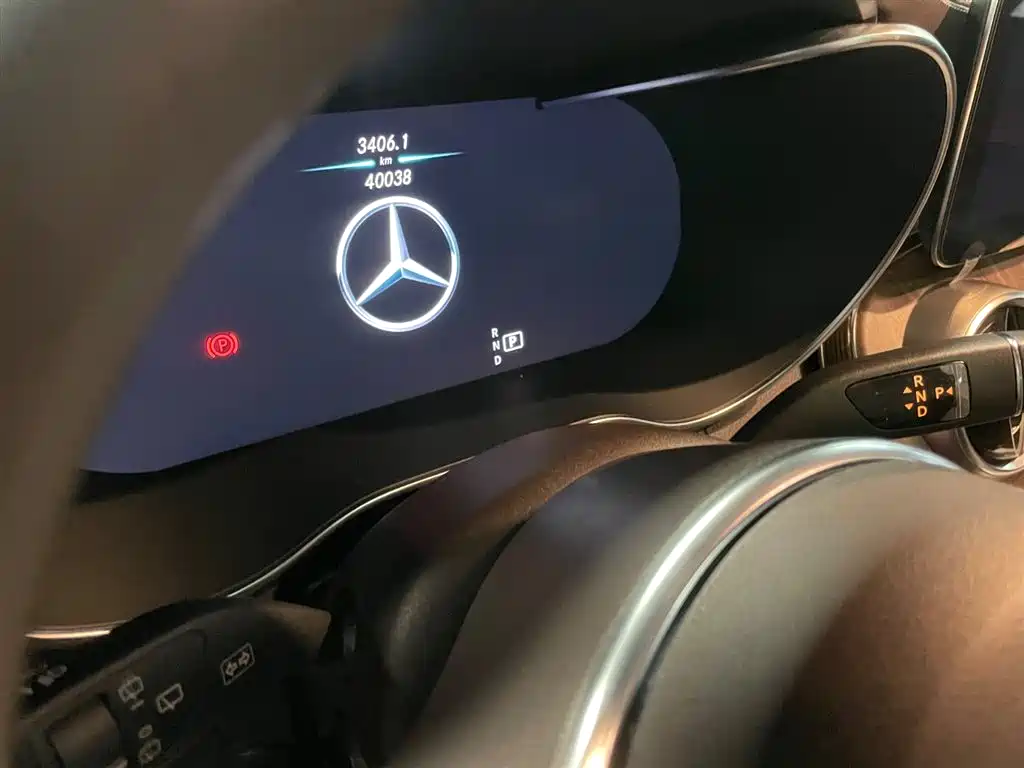 Mercedes-Benz GLC 2020 — фото 11