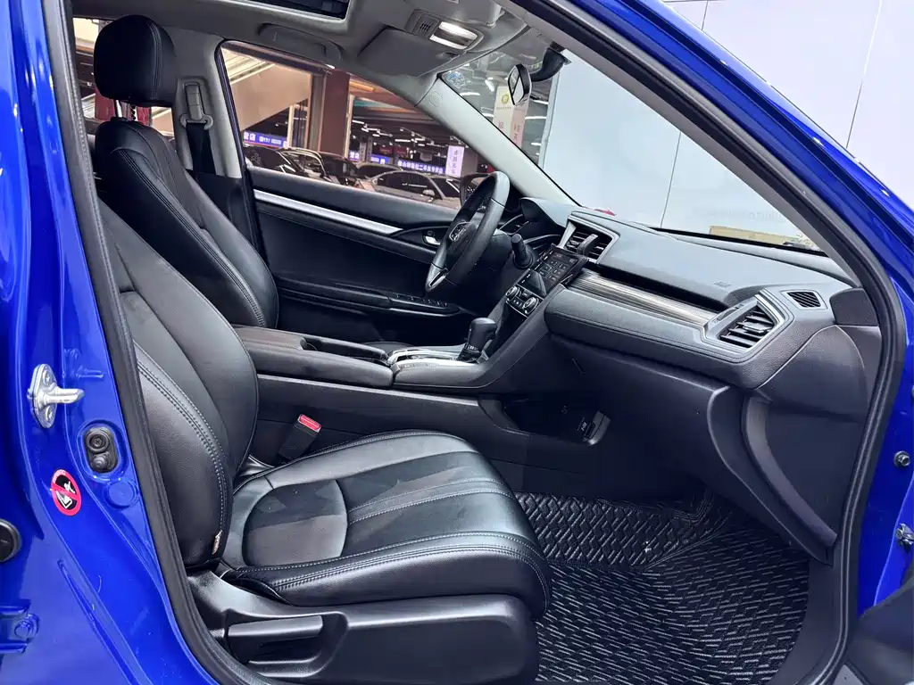 Honda Civic 2020 — фото 15