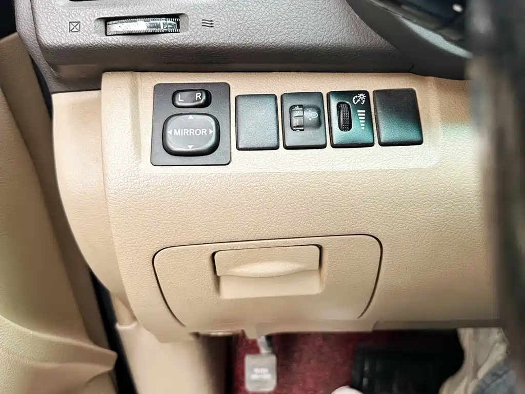 Toyota Highlander 2012 — фото 12