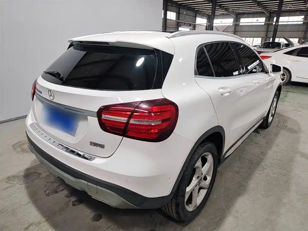 Mercedes-Benz GLA 2018 — фото 5