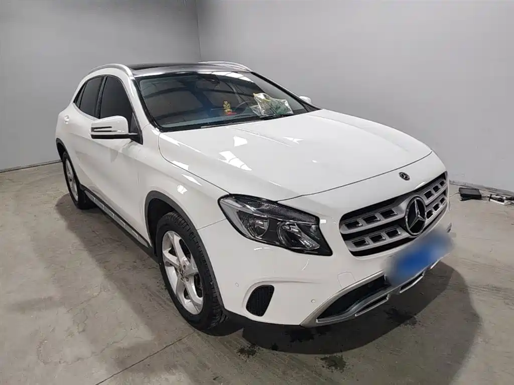 Mercedes-Benz GLA 2018 — фото 22