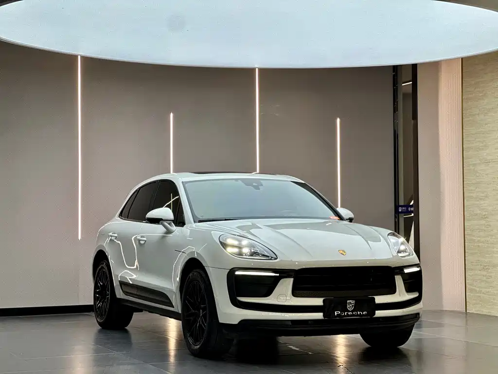 Porsche Macan 2024