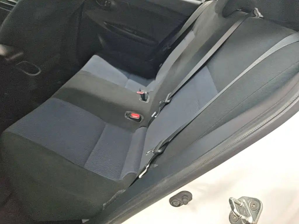 Toyota Yaris L 2019 — фото 17