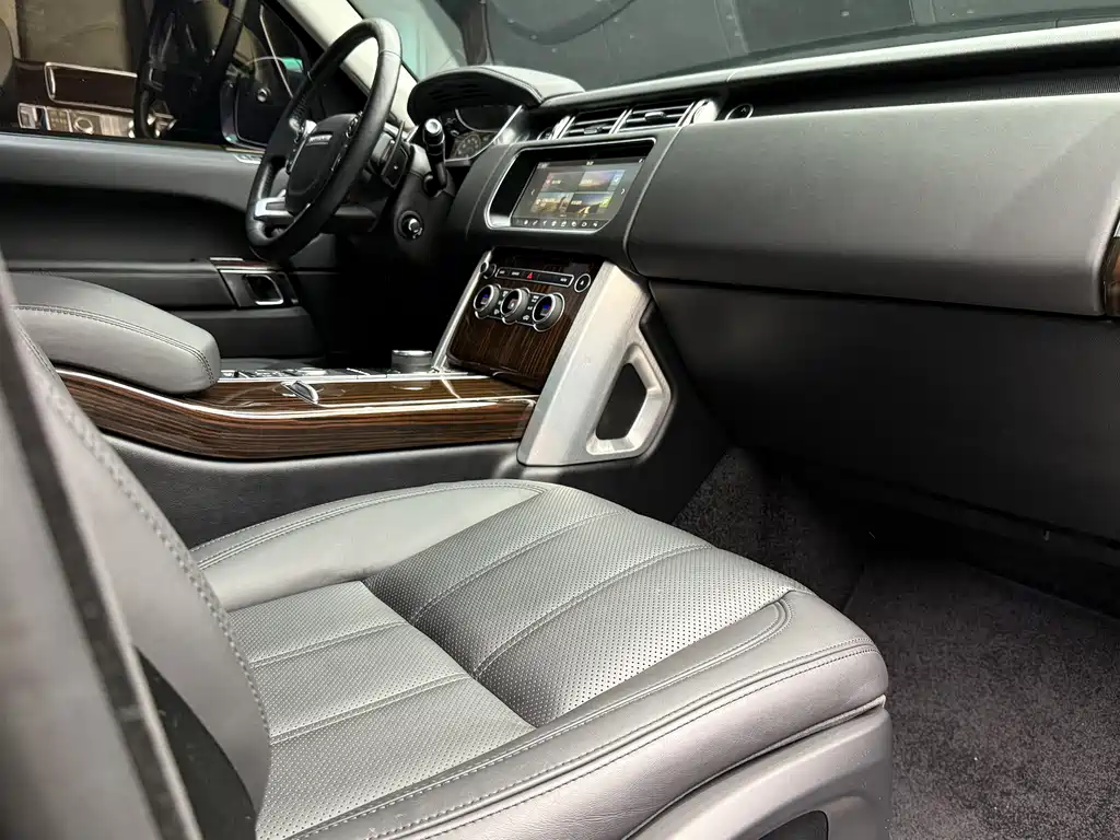Land Rover Range Rover 2017 — фото 14