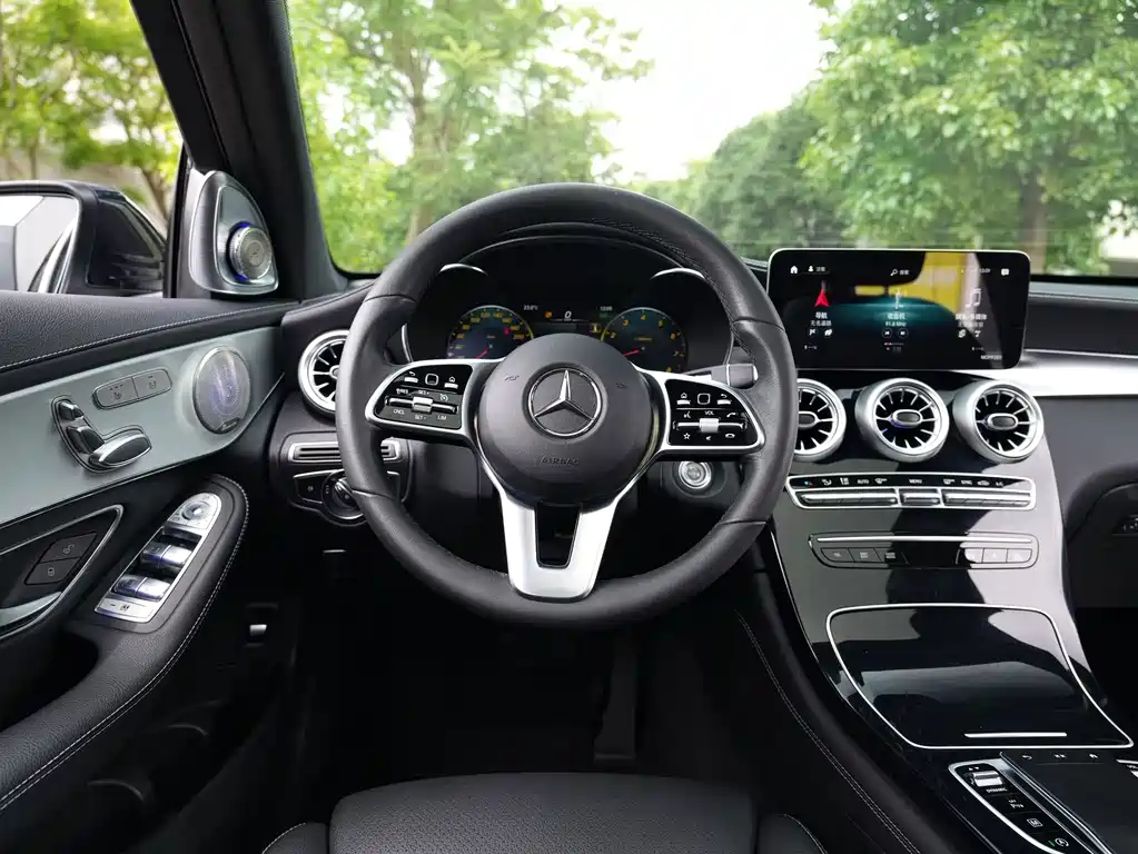 Mercedes-Benz GLC 2021