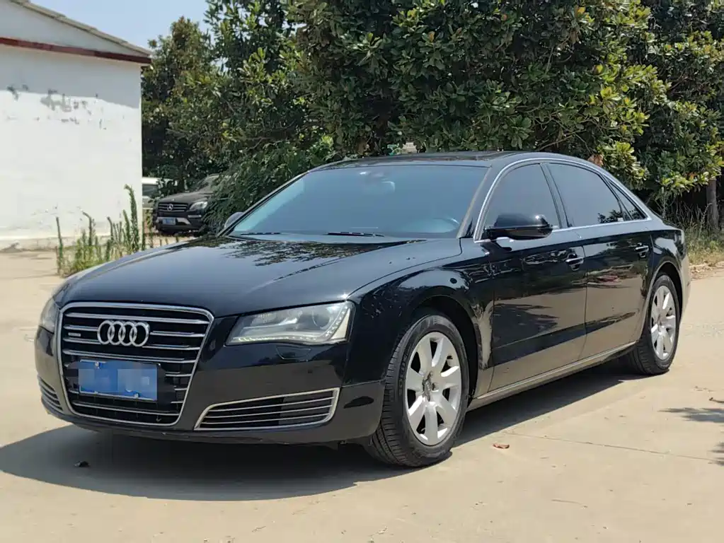 Audi A8 2012