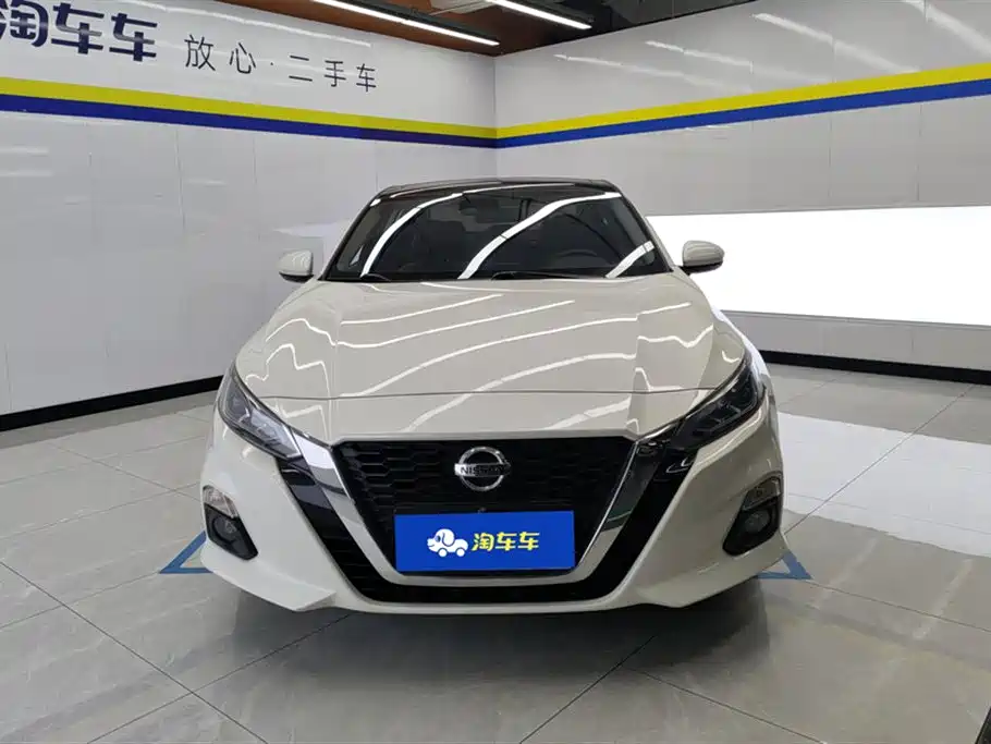 Nissan Teana 2022 — фото 2