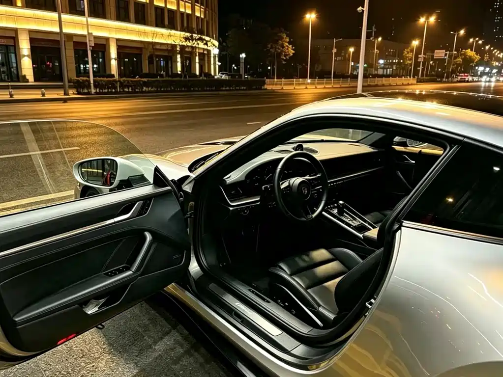 Porsche 911 2021
