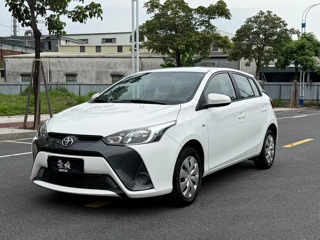 Toyota Yaris L 2019