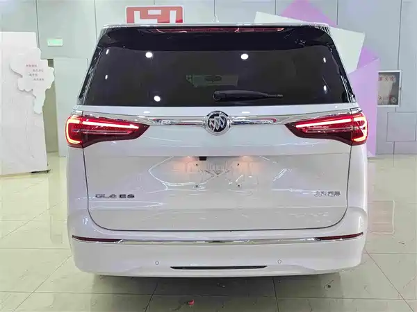 Buick GL8 2024
