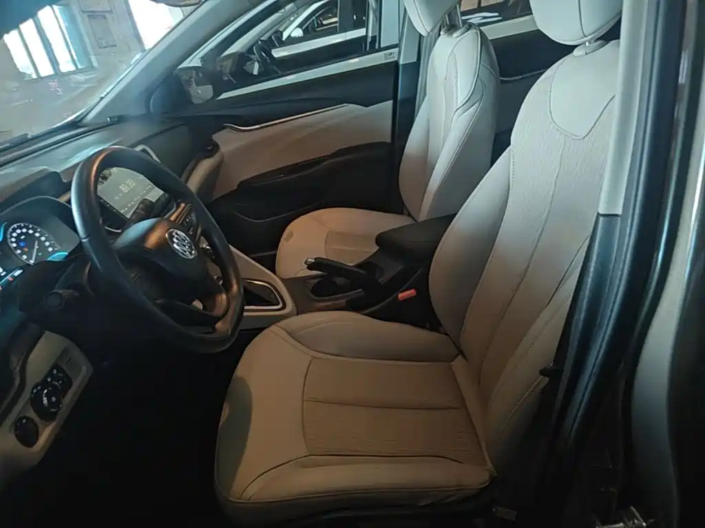 Buick Excelle 2017 — фото 15