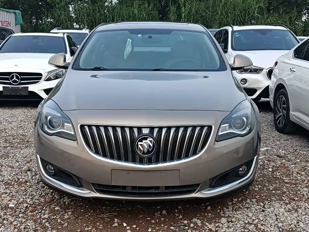 Buick Regal 2015 — фото 1