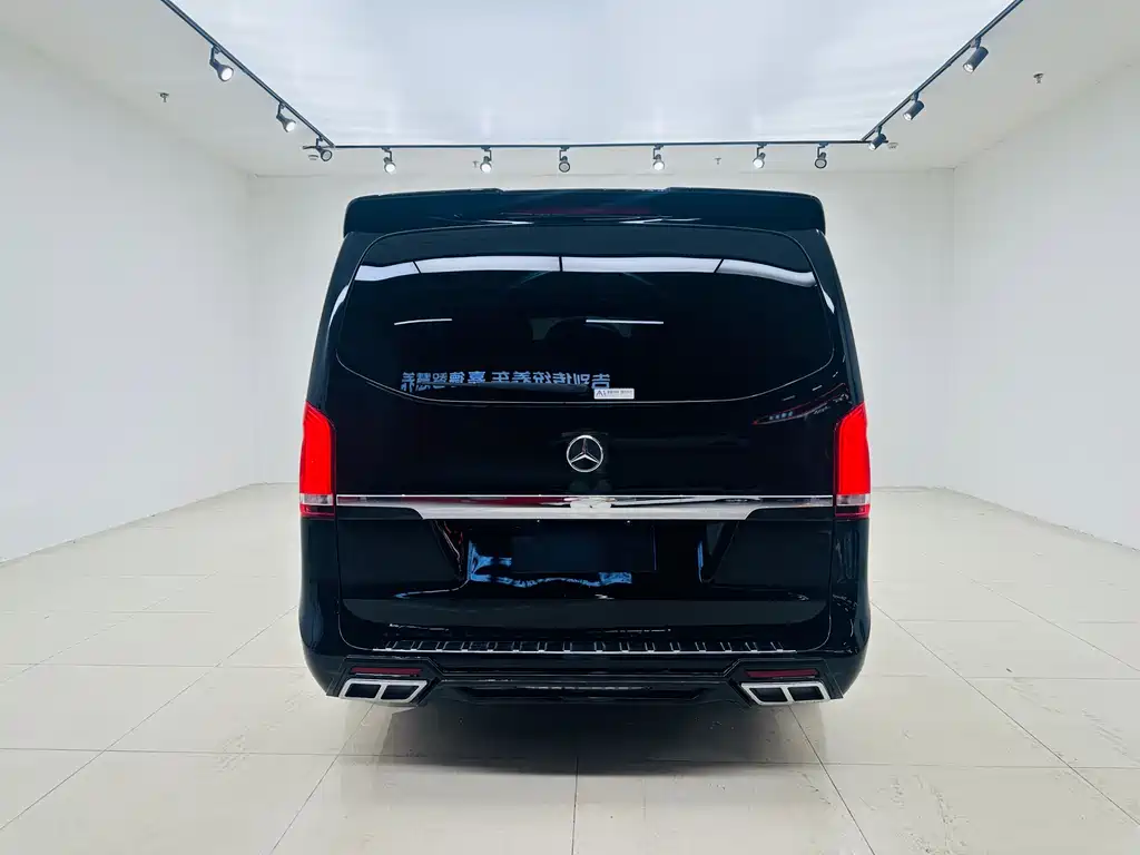 Mercedes-Benz V-Class 2016