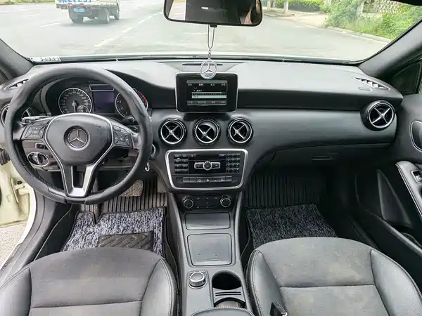 Mercedes-Benz A-Class 2013