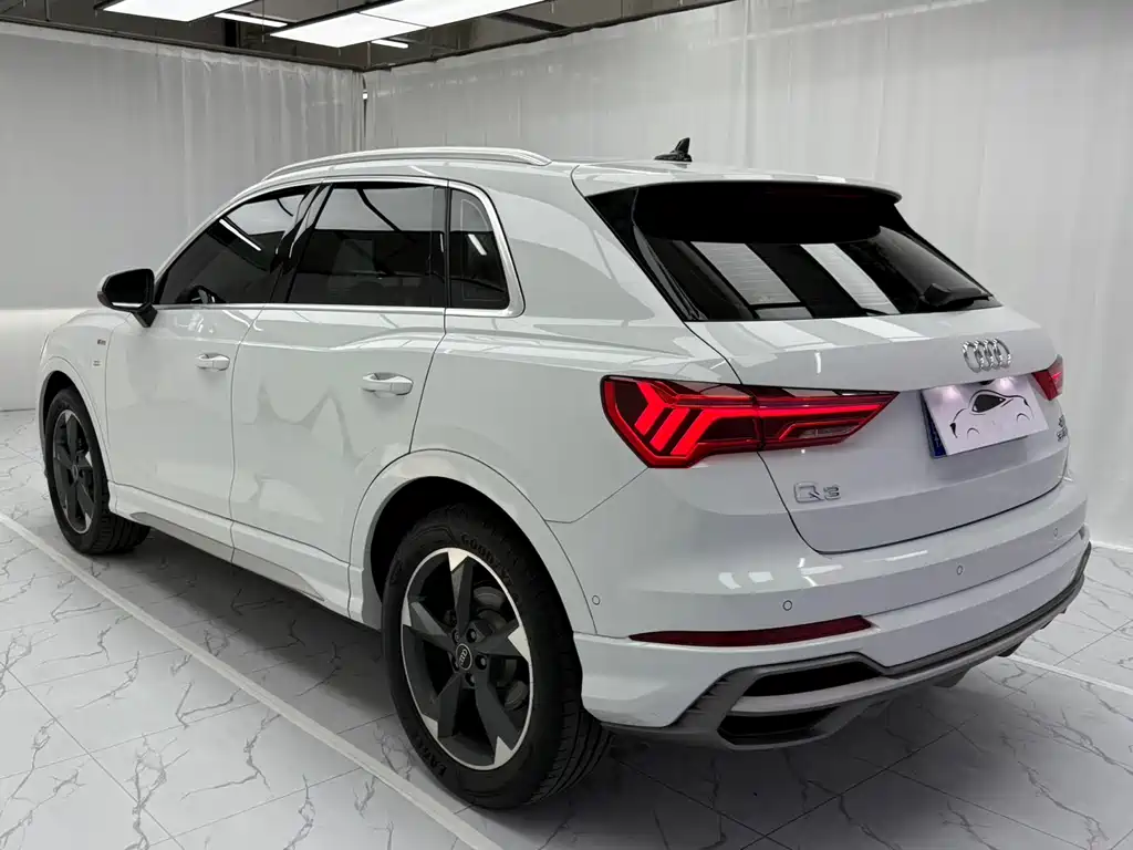 Audi Q3 2022
