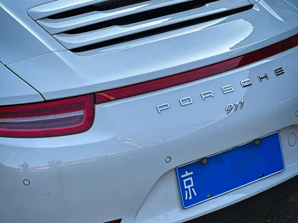 Porsche 911 2016 — фото 12