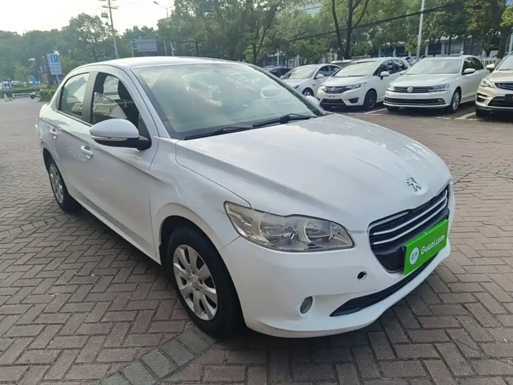 Peugeot 301 2014