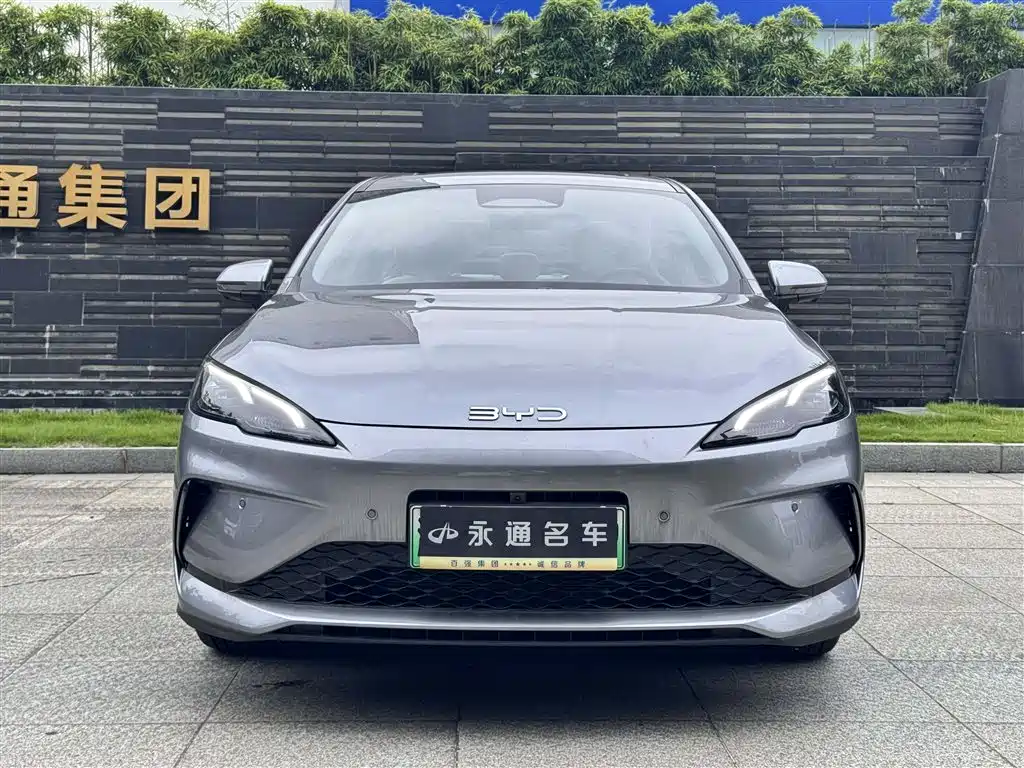 BYD Seal 05 DM-i 2025 — фото 2