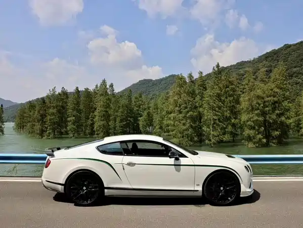 Bentley Continental 2019