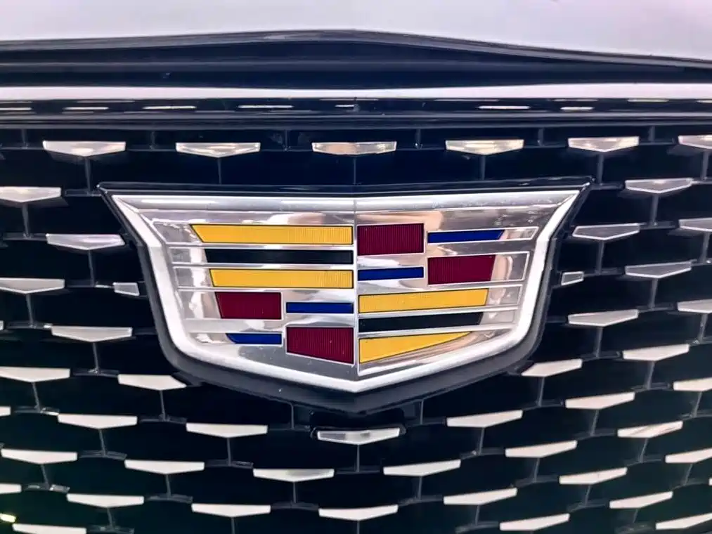 Cadillac CT5 2021 — фото 15
