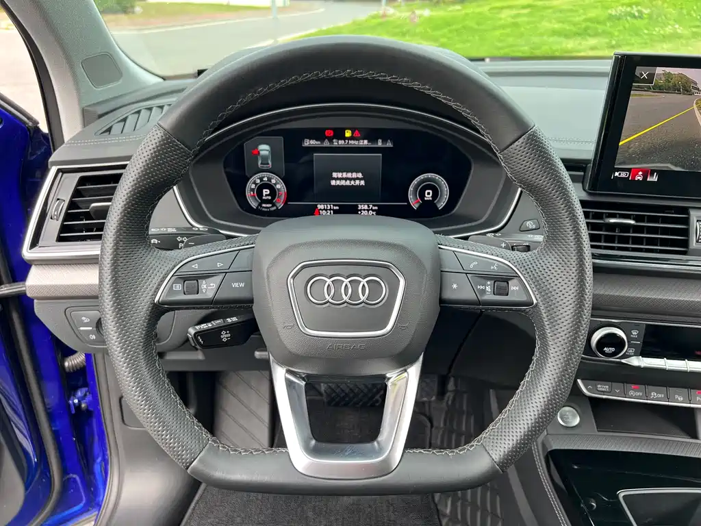 Audi Q5L 2022 — фото 14
