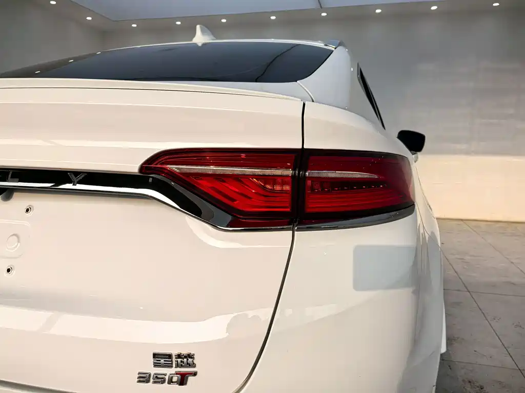 Geely Xingyue 2020 — фото 14